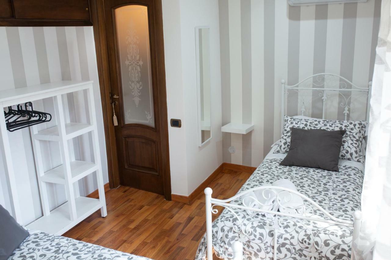 Dimora De Curtis Apartment Naples Exterior photo